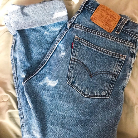Vintage Levi Jeans - Picture 2 of 2
